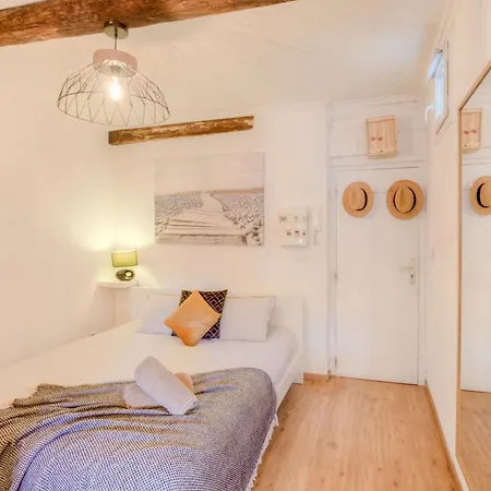 Apartment #5 Flower Markets Place 1min To Beach & Saleya